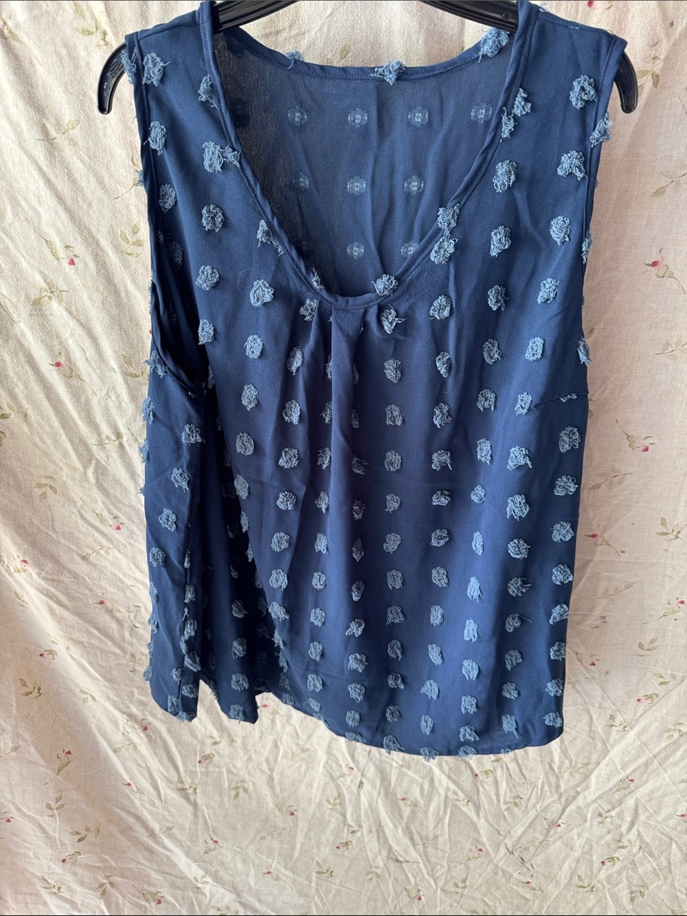 Navy Textured Dot V-Neck Sleeveless Camisole